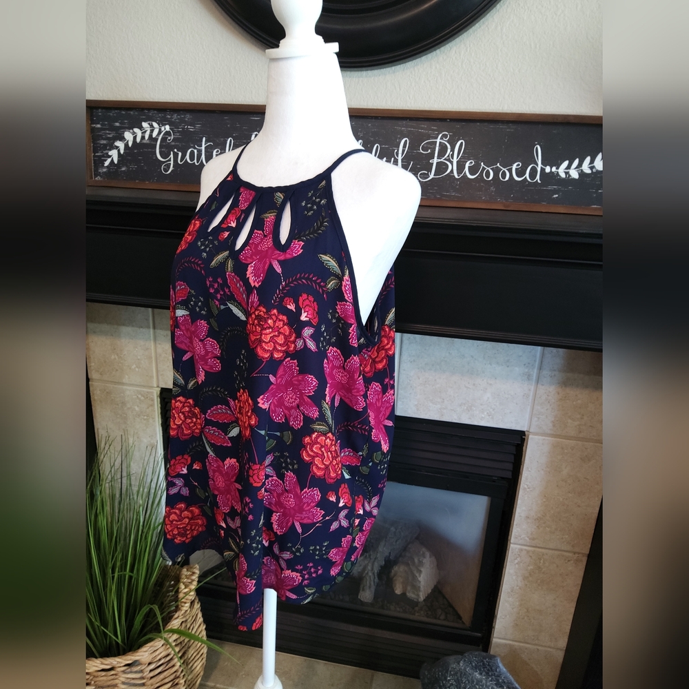 Papermoon Navy and Pink Floral Blouse - Picture 10 of 11